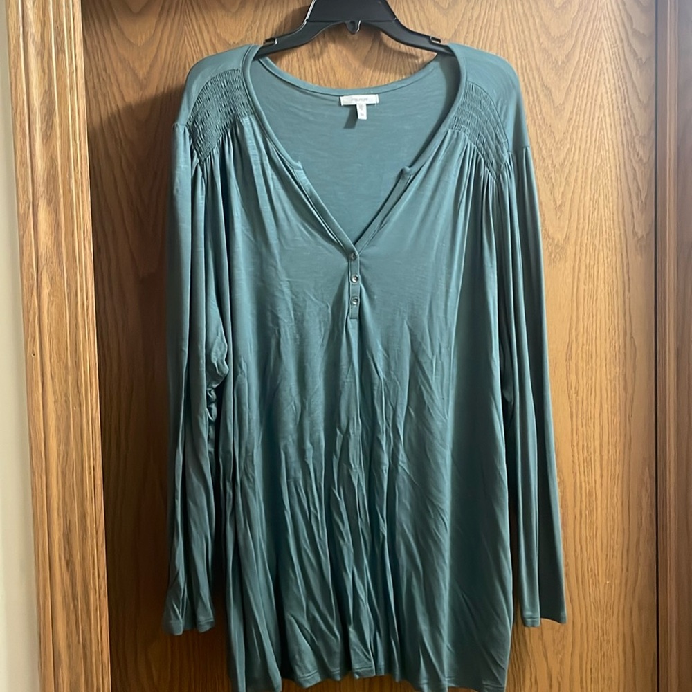 Maurice’s size 3X blouse